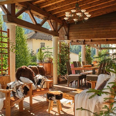 Boutique Hotel E Chalets Salvadori Mezzana  Ngoại thất bức ảnh