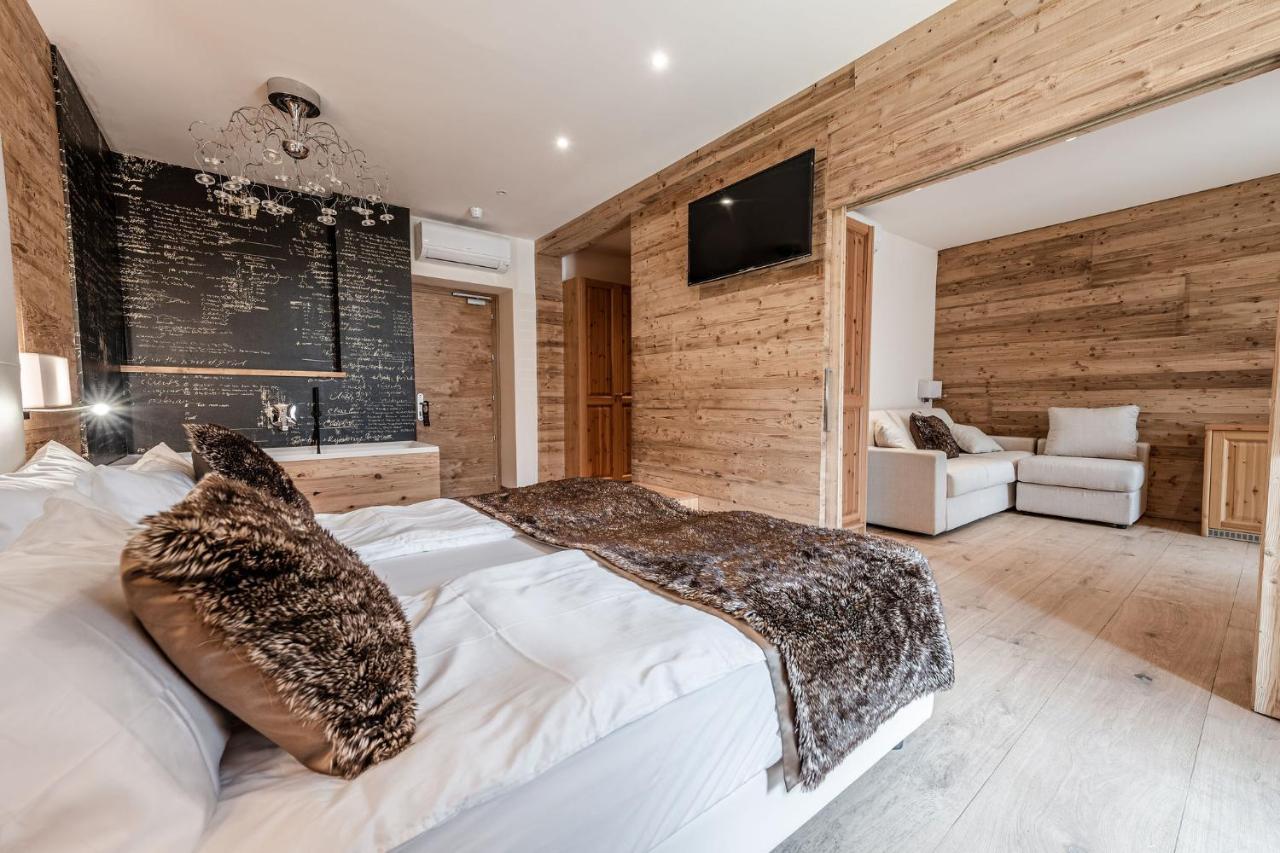 Boutique Hotel E Chalets Salvadori Mezzana  Ngoại thất bức ảnh