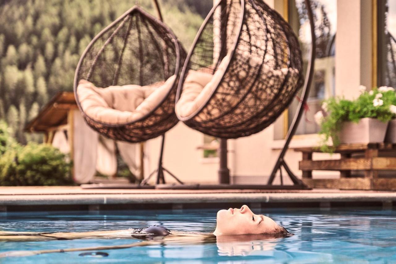 Boutique Hotel E Chalets Salvadori Mezzana  Ngoại thất bức ảnh