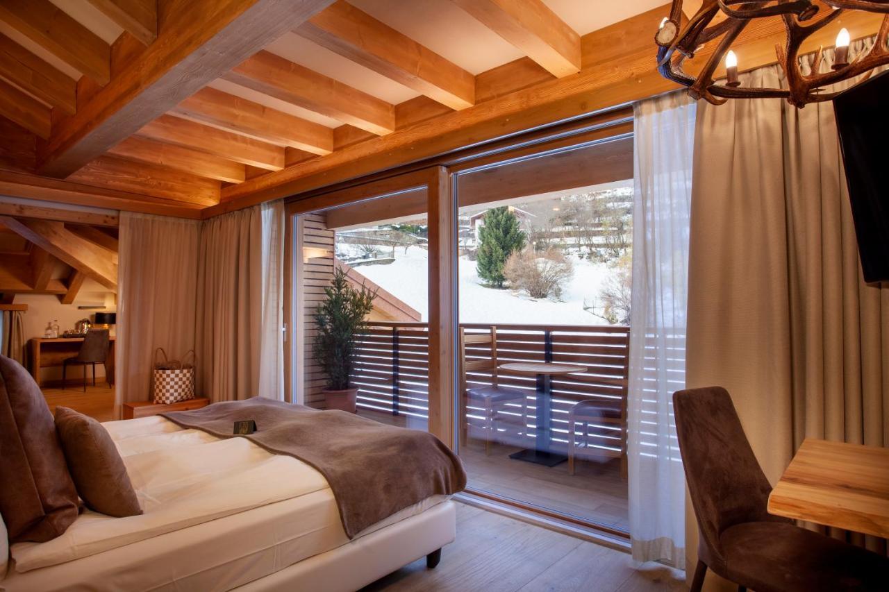 Boutique Hotel E Chalets Salvadori Mezzana  Ngoại thất bức ảnh
