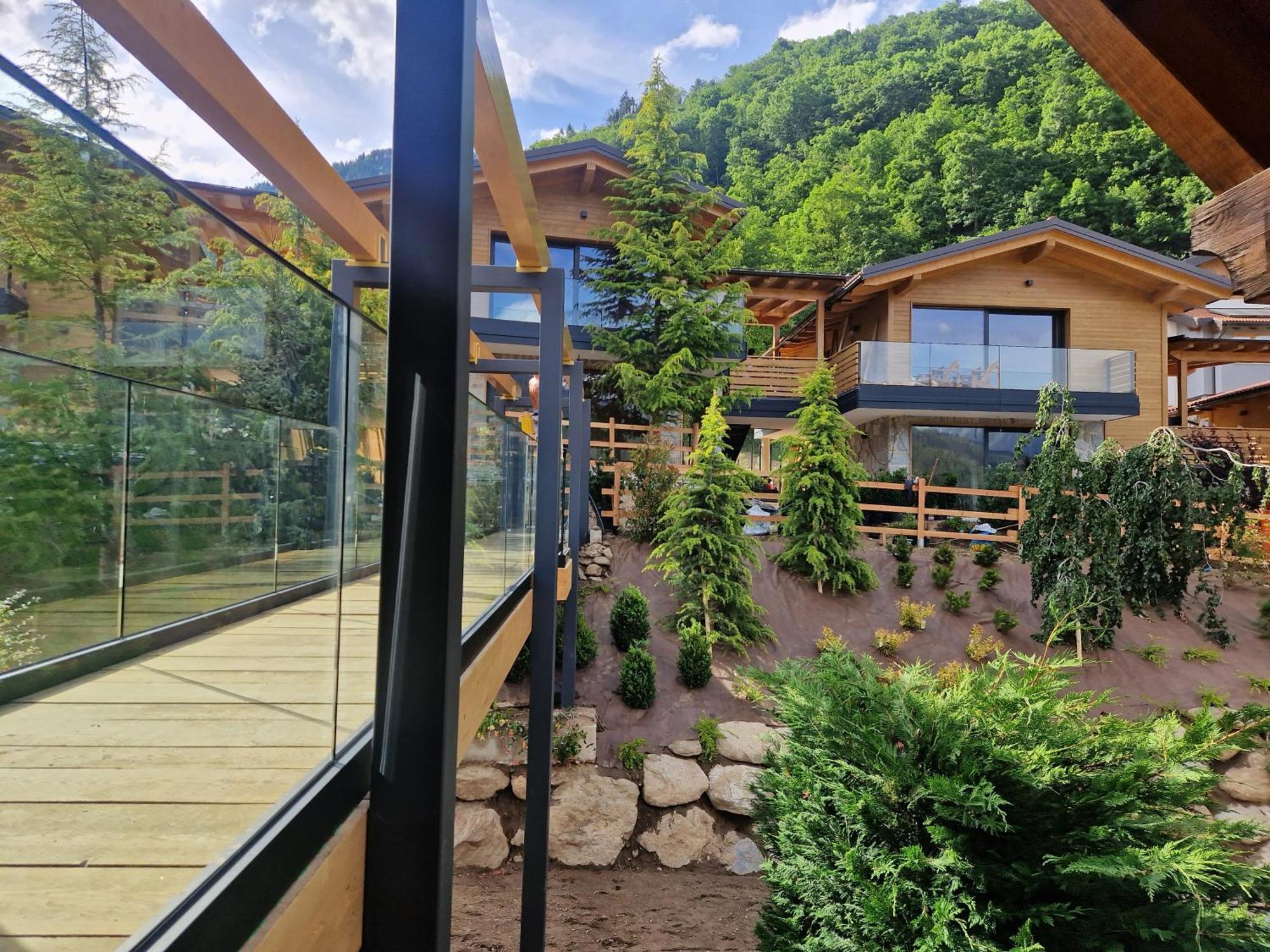 Boutique Hotel E Chalets Salvadori Mezzana  Ngoại thất bức ảnh