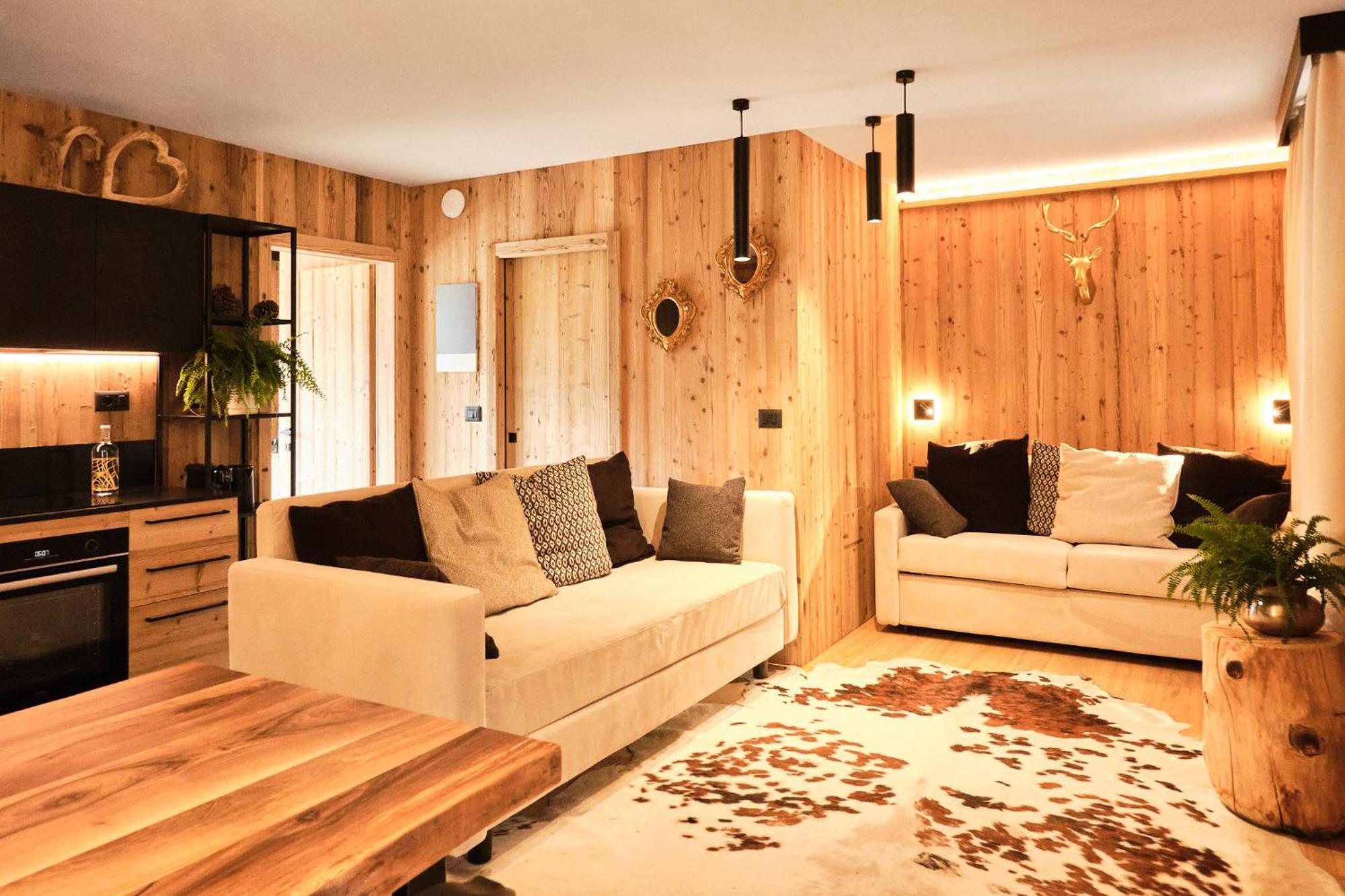 Boutique Hotel E Chalets Salvadori Mezzana  Ngoại thất bức ảnh