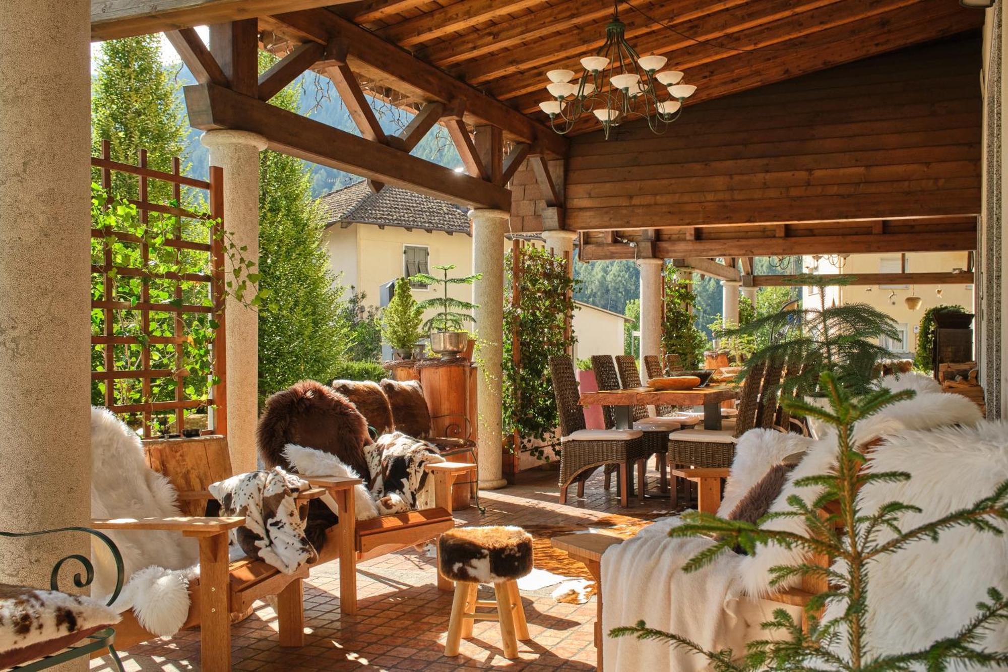 Boutique Hotel E Chalets Salvadori Mezzana  Ngoại thất bức ảnh